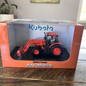 Kubota Tractor M135GX Diecast 1:32 Scale - New In Box